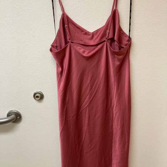 FOREVER 21 Rose Colored Satiny Nightgown (3X) - Picture 5 of 5
